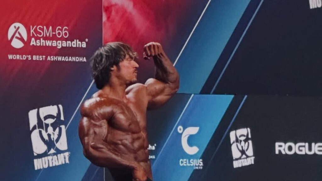 sam_sulek via Instagram