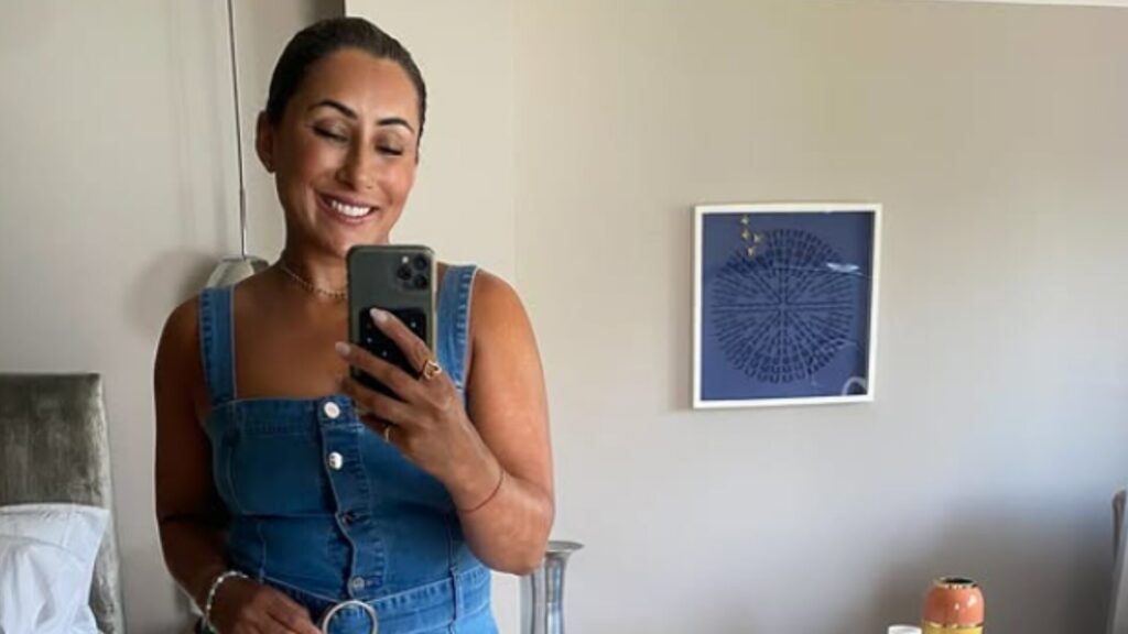 @iamsairakhan via Instagram